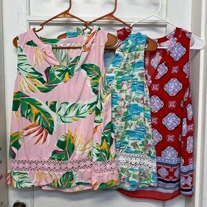 Crown & Ivy womens split vneck printed sleeveless tops bundle of 3 Size Large